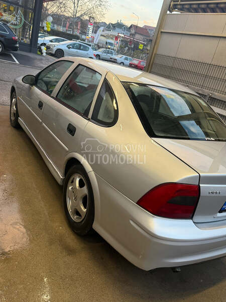Opel Vectra B 