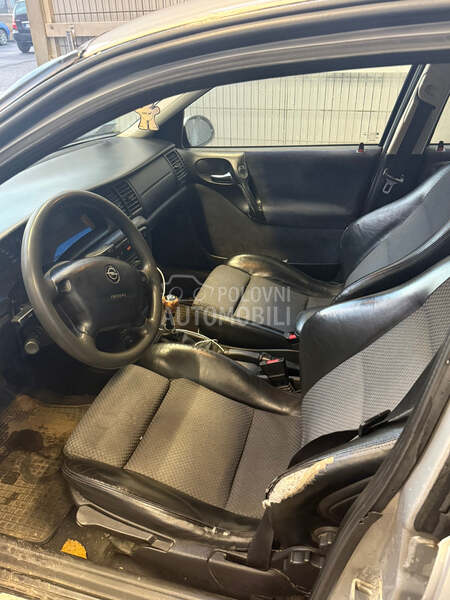 Opel Vectra B 