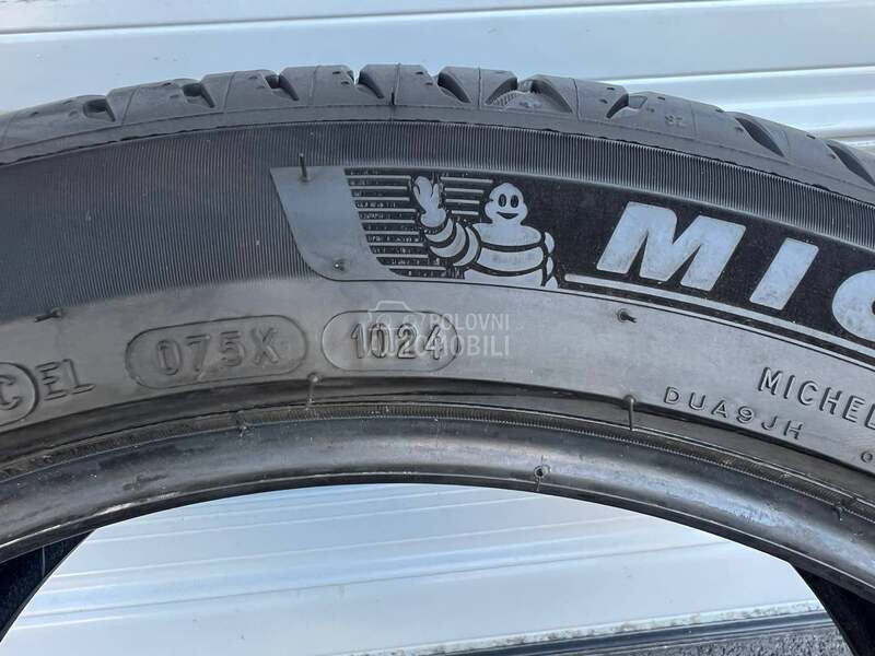 Michelin 235/45 R18 Letnja