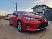 Toyota Auris 1.8 CVT HSD LINEASOL