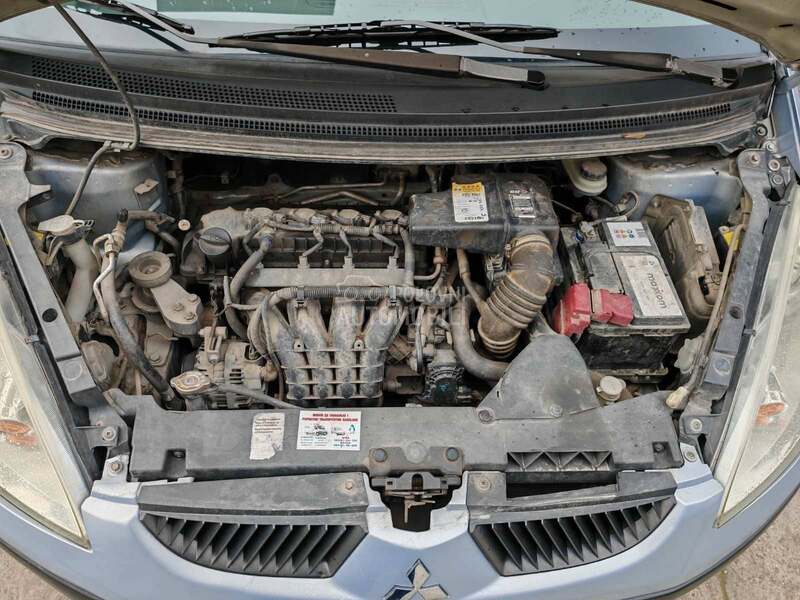 Mitsubishi Colt 