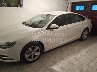 Opel Insignia 1.6 CDTI