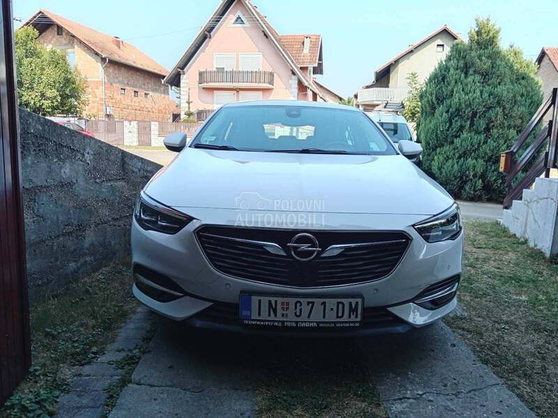 Opel Insignia 1.6 CDTI