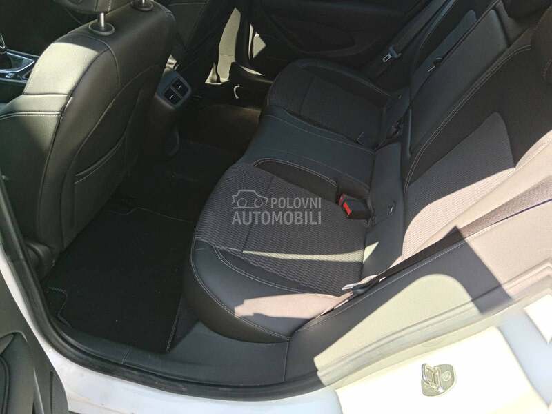 Opel Insignia 1.6 CDTI