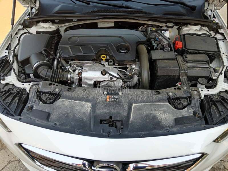 Opel Insignia 1.6 CDTI