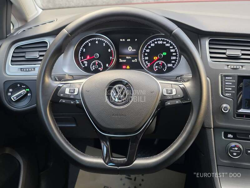 Volkswagen Golf 7 DSG/R-line