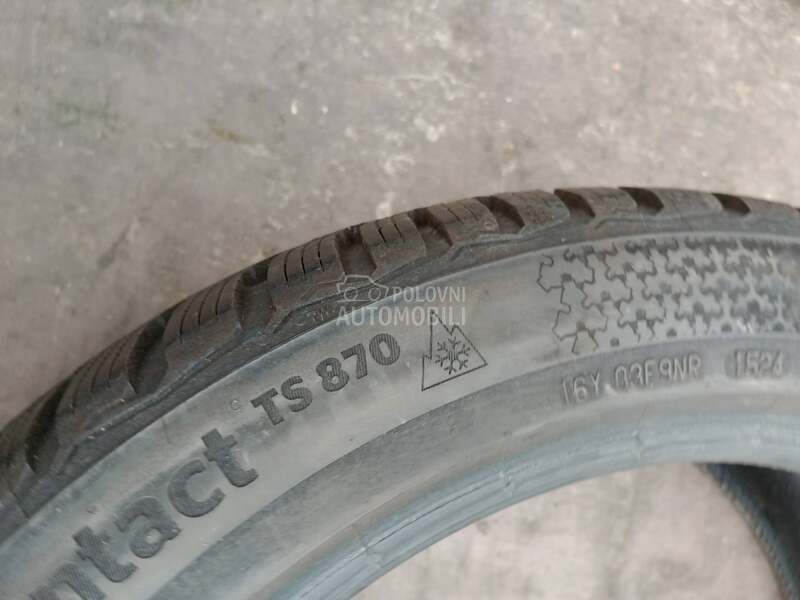 Continental 225/45 R17 Zimska