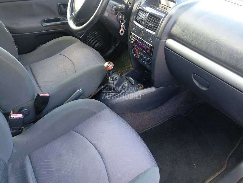 Renault Clio 1.6 16v