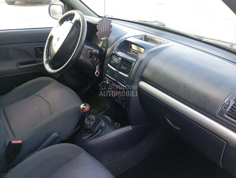 Renault Clio 1.6 16v