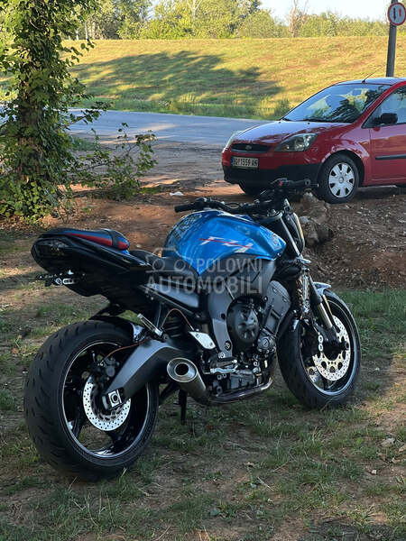 Yamaha FZ1