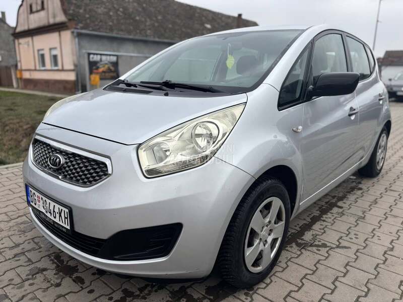 Kia Venga 1.4i