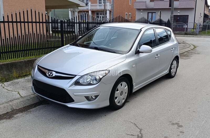 Hyundai i30 1.4 restyle