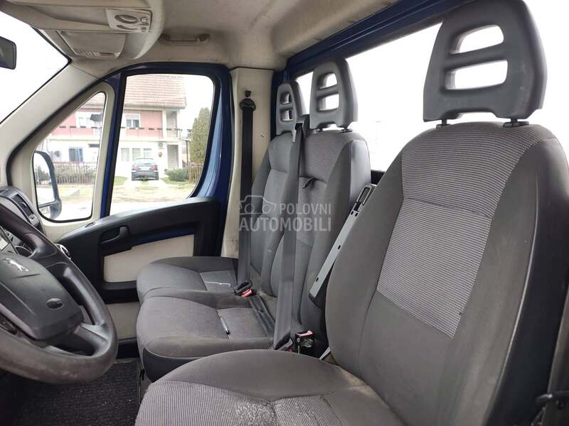 Peugeot boxer