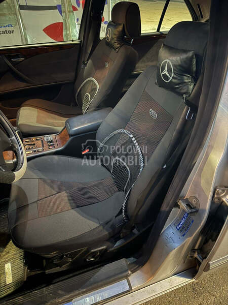Mercedes Benz E 200 