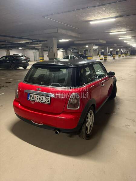 MINI Cooper 1.6