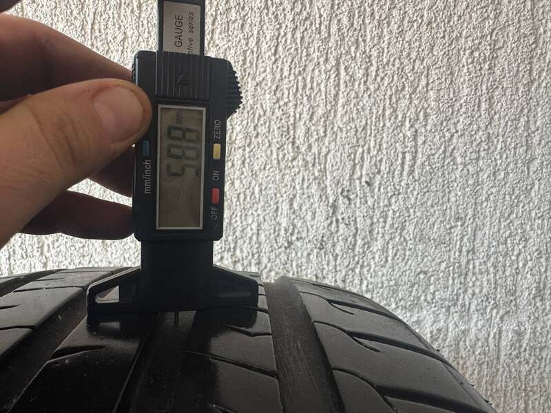 Ostalo 255/40 R19 Letnja