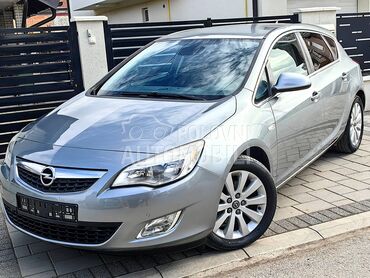 Opel Astra J 1.7CDTI COSM0 NAVl