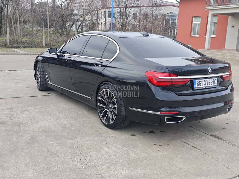 BMW 730 