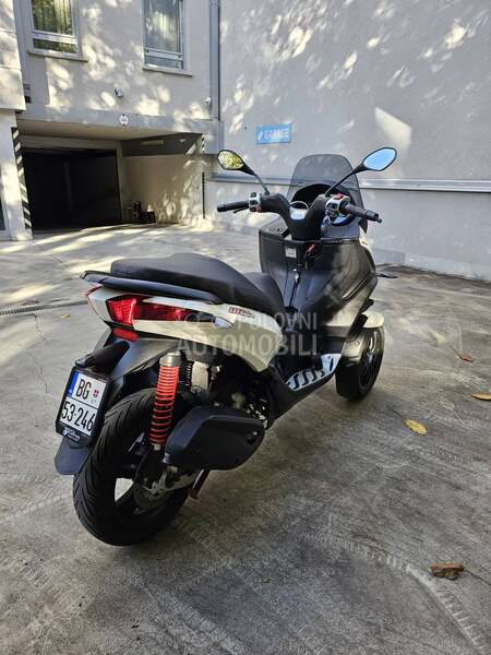 Piaggio mp3
