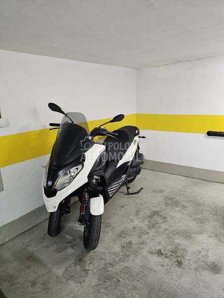 Piaggio mp3
