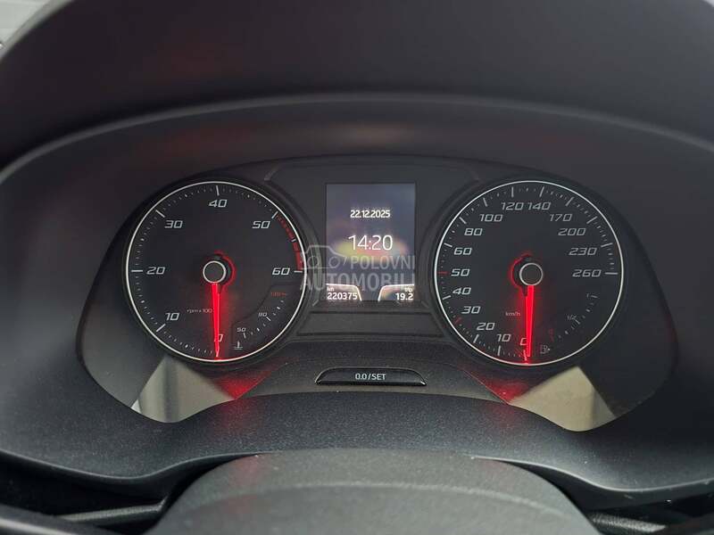 Seat Leon 1.6 TDI MATRIX