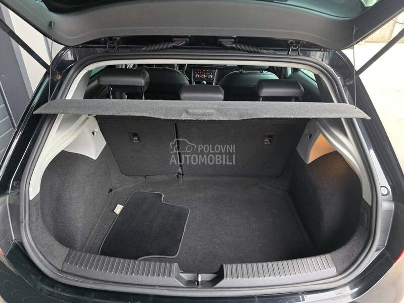 Seat Leon 1.6 TDI MATRIX