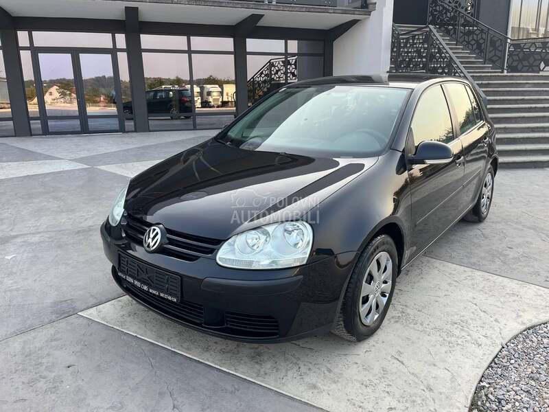 Volkswagen Golf 5 1.6