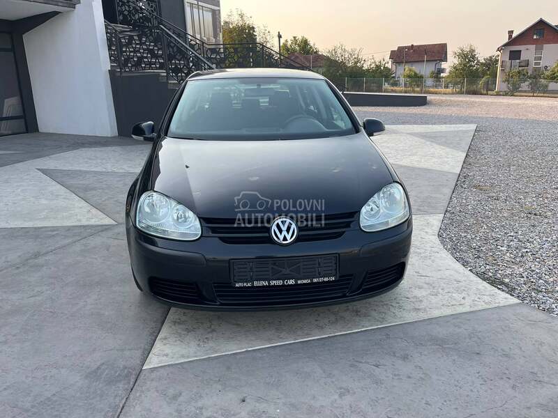 Volkswagen Golf 5 1.6