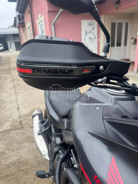 Honda transalp