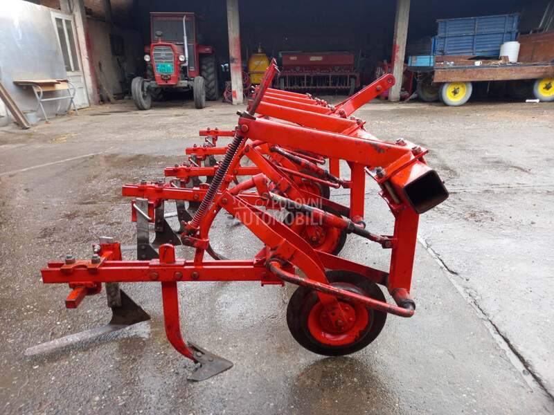 IMT Špartač 4 reda