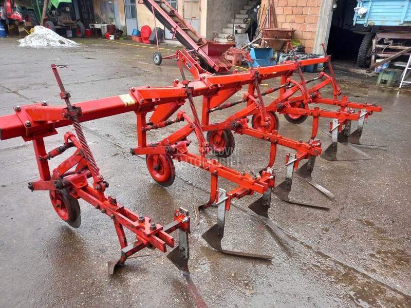 IMT Špartač 4 reda