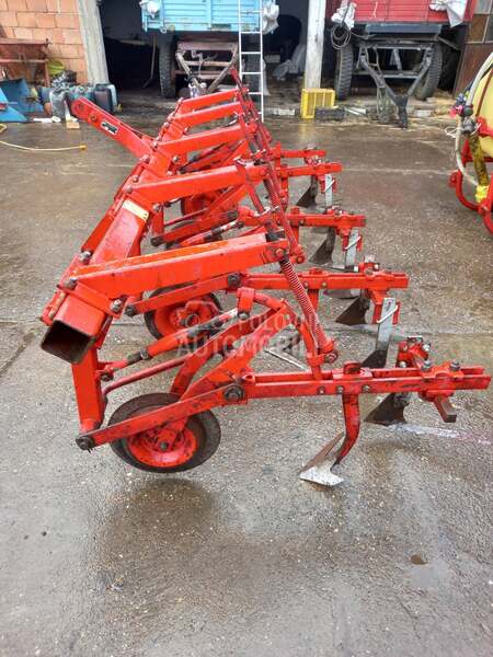 IMT Špartač 4 reda