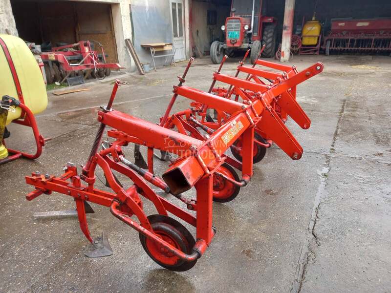 IMT Špartač 4 reda