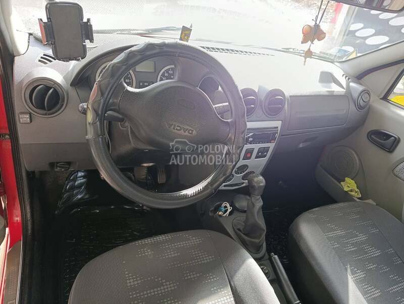 Dacia Logan 