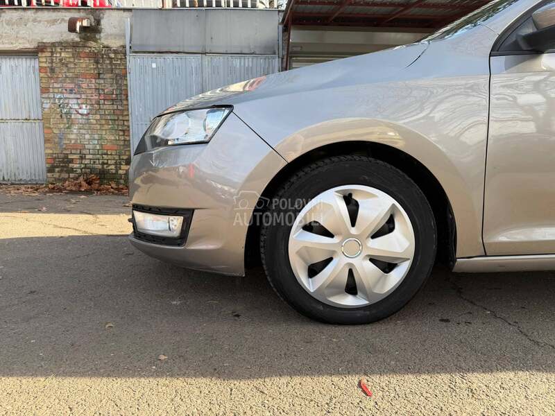 Škoda Rapid 