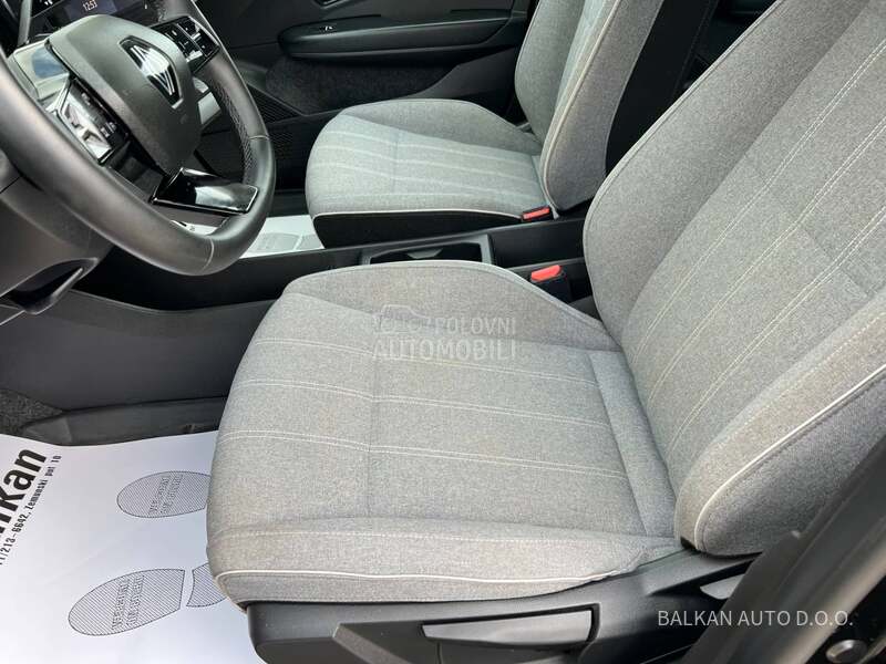 Renault Megane E-TECH/POKLON PUNJAČ