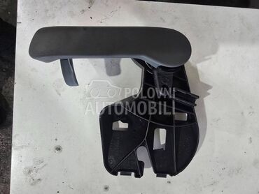 Ručica haube za Audi Q5 od 2008. do 2015. god.