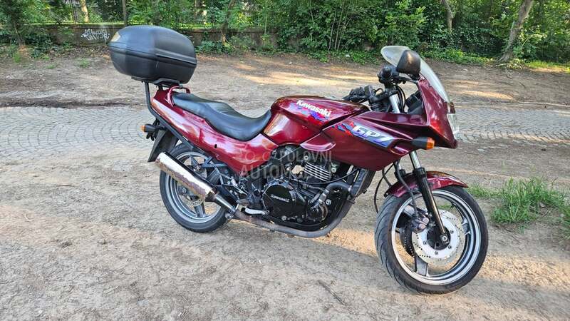Kawasaki GPZ 500s