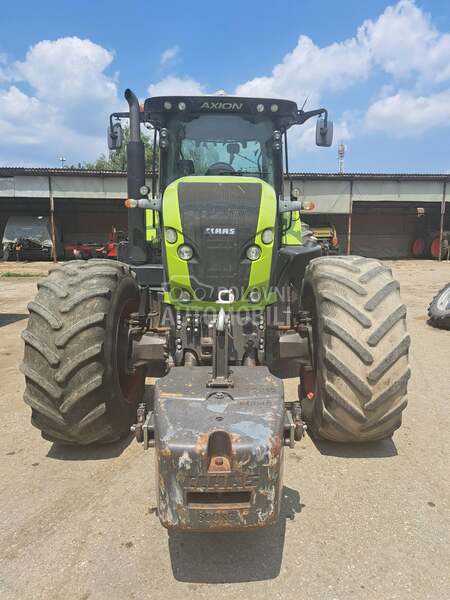 Claas Axion 920