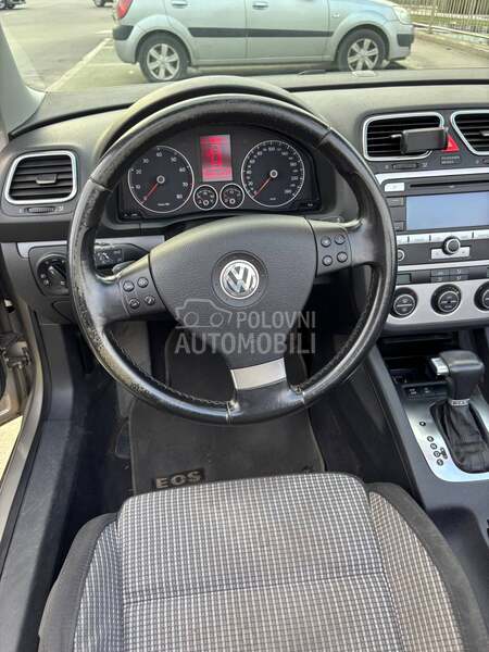 Volkswagen EOS 