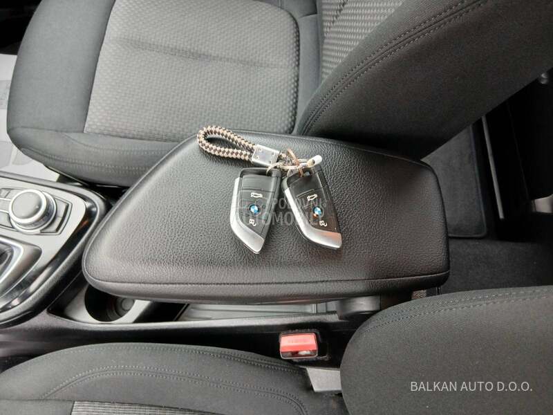 BMW 216 D/ACTIVE TOURER/7SED