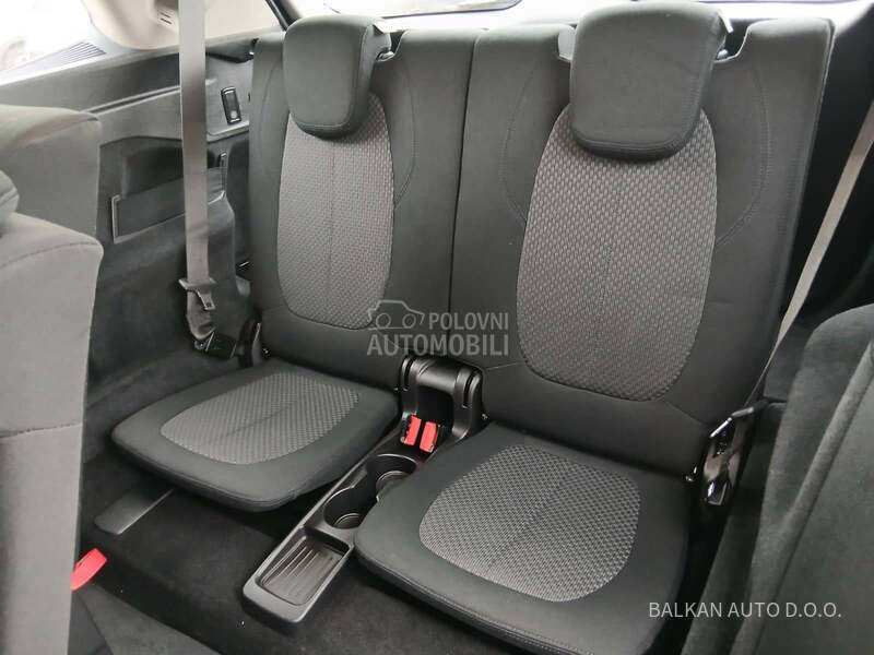 BMW 216 D/ACTIVE TOURER/7SED