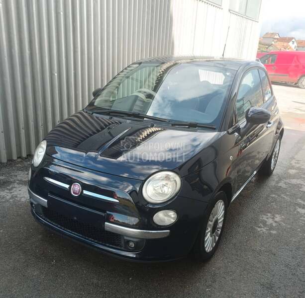 Fiat 500 -  kompletan auto u delovima