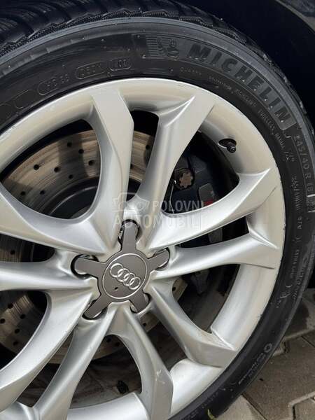 Audi S4 za kes popust