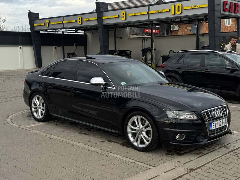 Audi S4 za kes popust