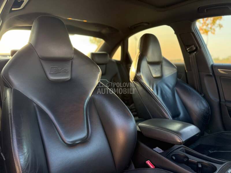 Audi S4 za kes popust