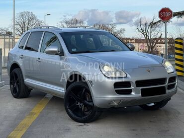 Porsche Cayenne 3.2
