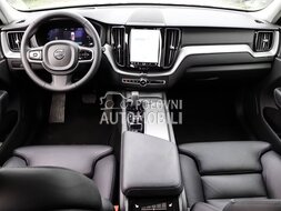 Volvo XC60 Ultimate Dark AWD B4 slika 6