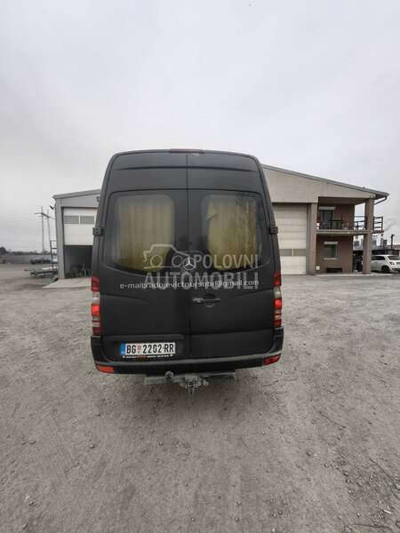 Mercedes Benz Sprinter 518