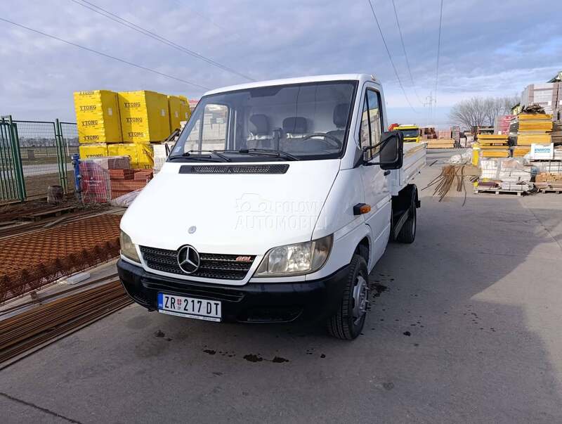 Mercedes Benz Sprinter